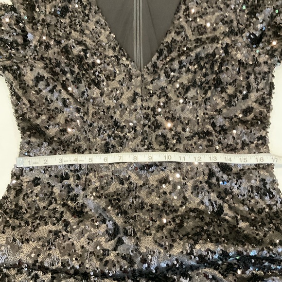 Dress the Population V-Neck Sequin Midi Dress Black Size XL - Picture 11 of 16